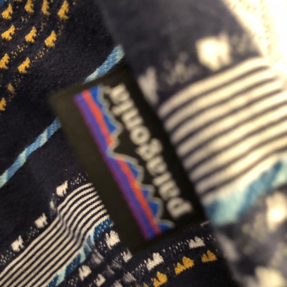 SOLD! Patagonia Organic Cotton T Shirt - Picture 6 of 7